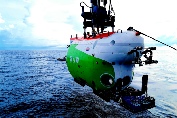 All Acoustic Equipment of the 10,000-Meter Manned Submersible Made in China