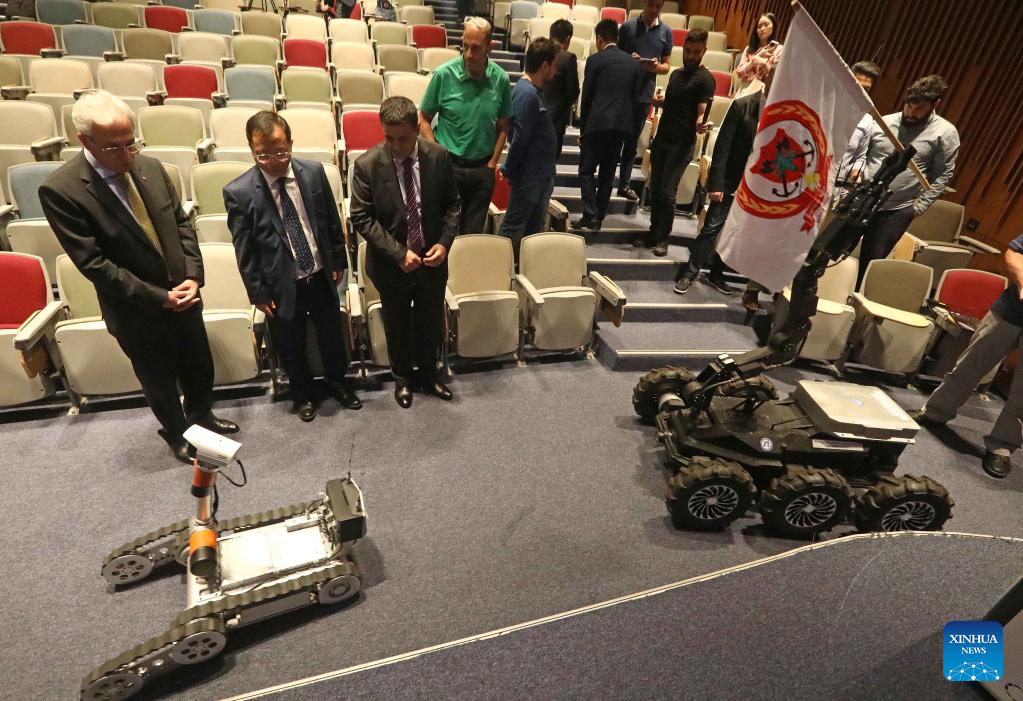 Lebanon Receives 2 Emergency Rescue Robots Donated by China