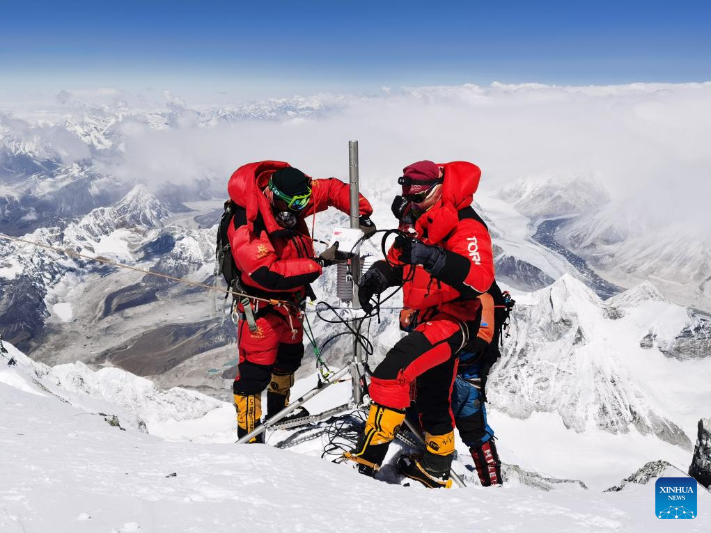 Letter from Lhasa: Weathering at Foot of World's Highest Peak