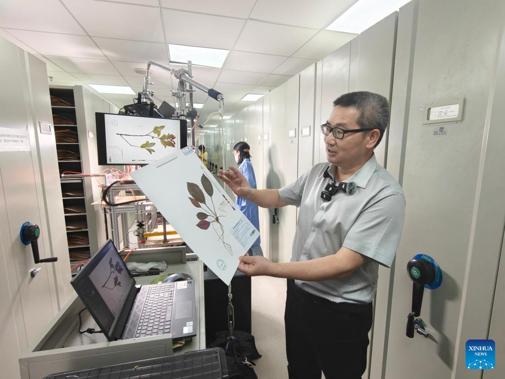 Sci-tech Helps Protect South China Biological Treasure Trove