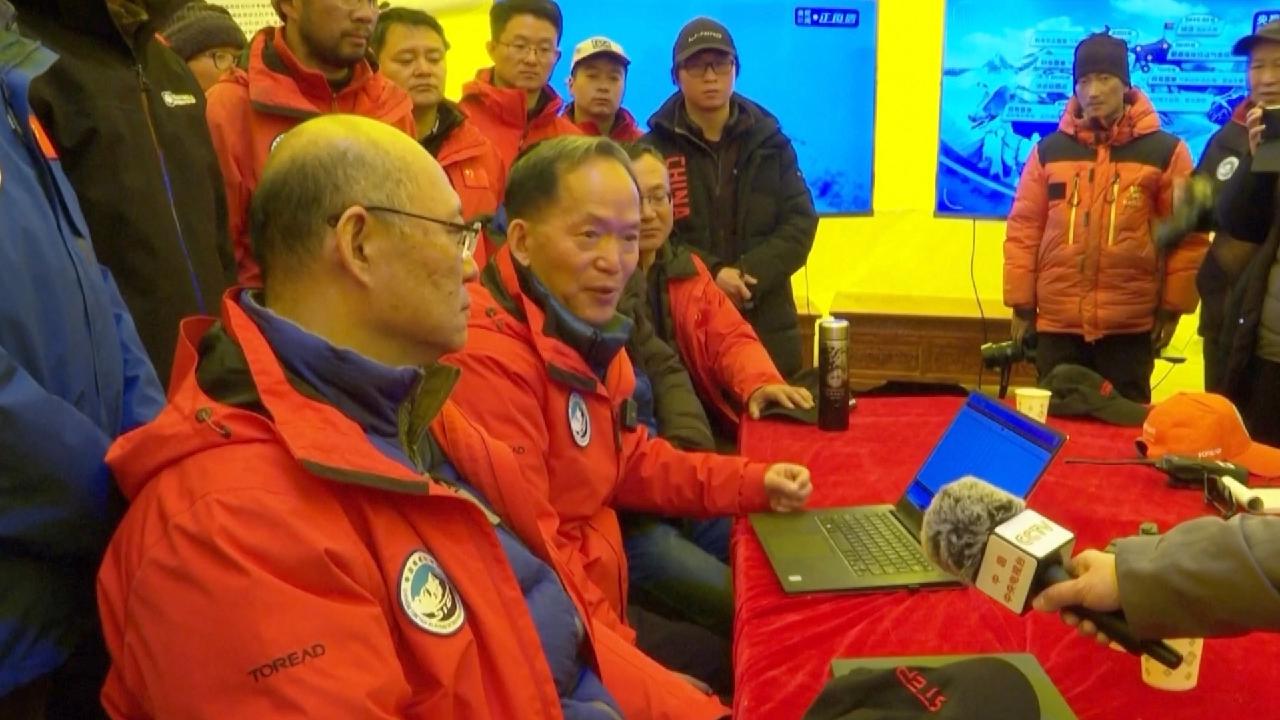 Chinese Scientists Complete Expedition to Mt. Qomolangma