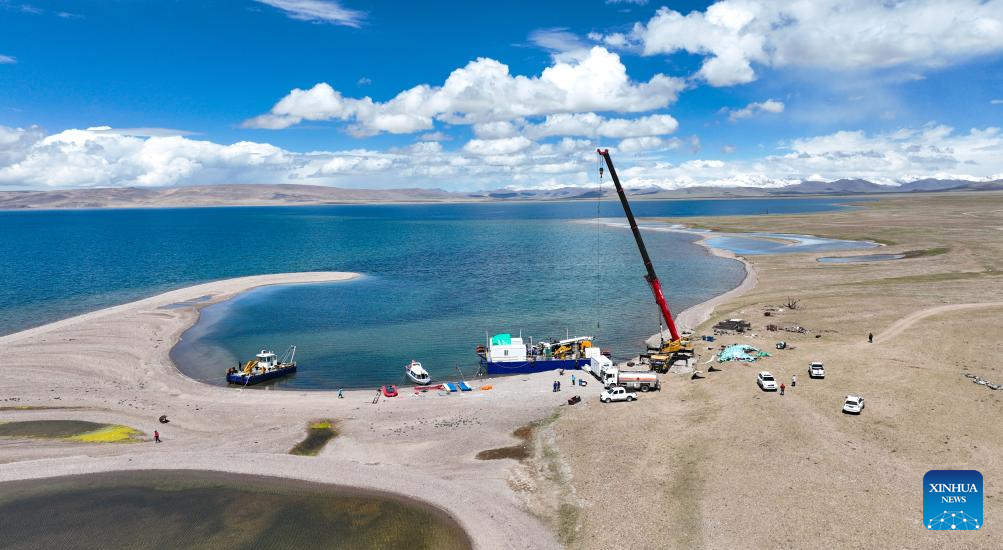 Multinational Team Researches Climate Change in World's Highest Saltwater Lake