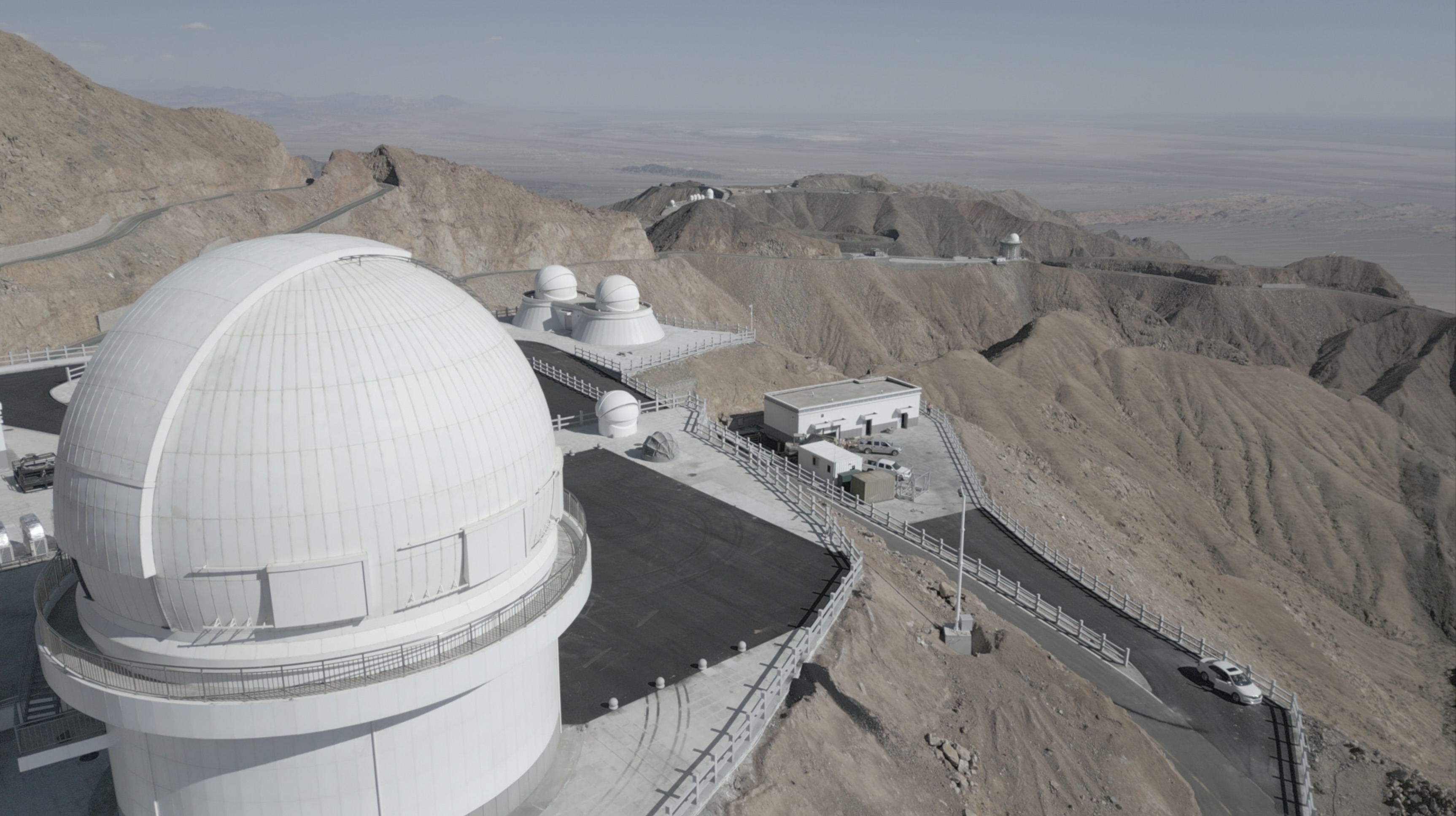 Glimpse into World-Class Lenghu Observatories in Qinghai
