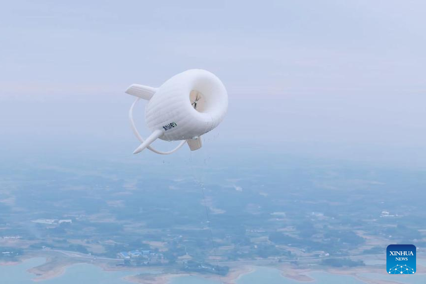 China's Self-developed Airship Harvests Wind Power at Record Height