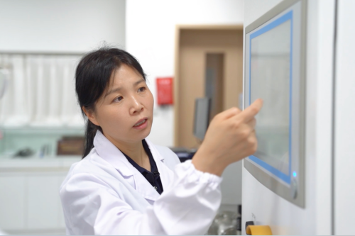 Escorting Pillars of the Great Power into the Air and the Sea