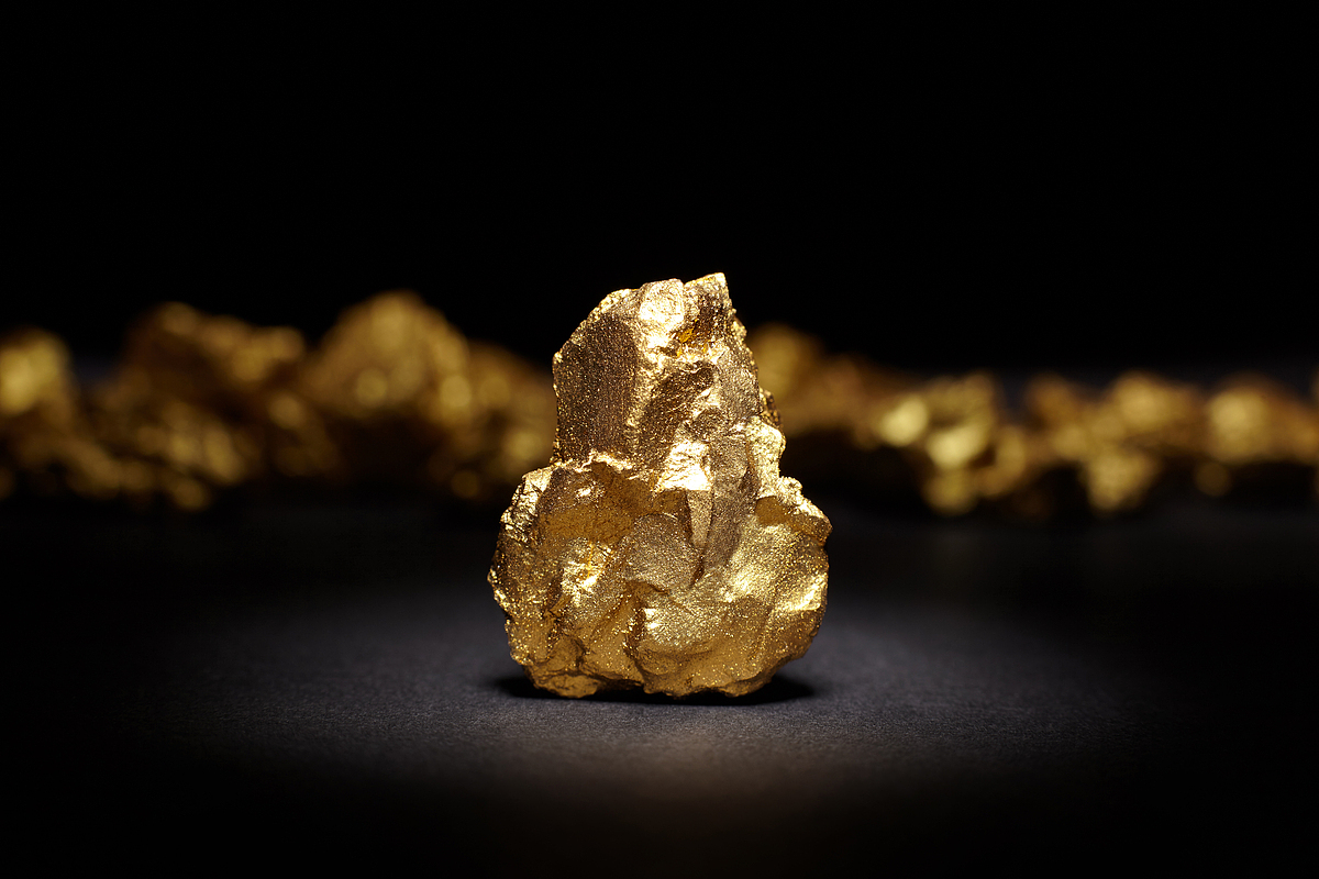 Study Uncovers How Gold Is Formed in China's Tianshan Mountains