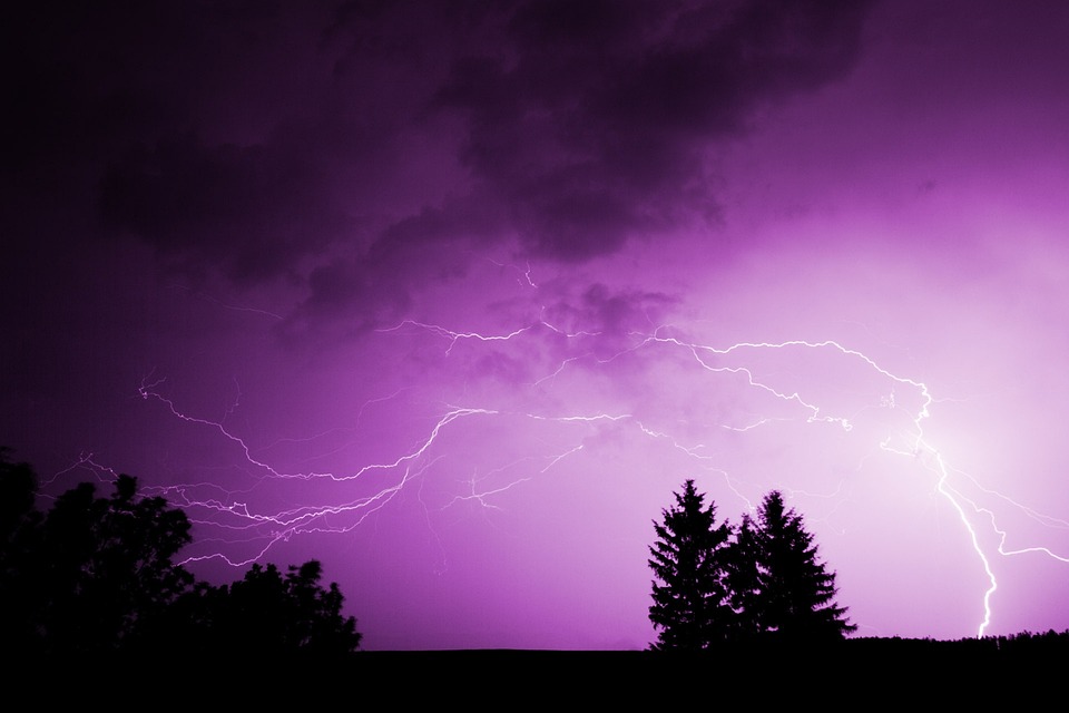 lightning.jpg