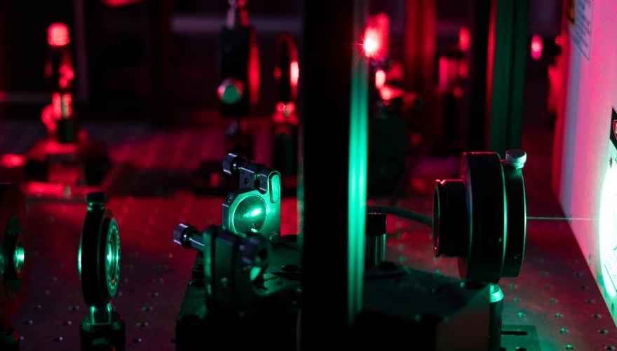 China Develops Optical Disk Memory with Petabit Capacity (Feb. 26)